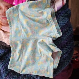 I Am Becoming 3" shorts